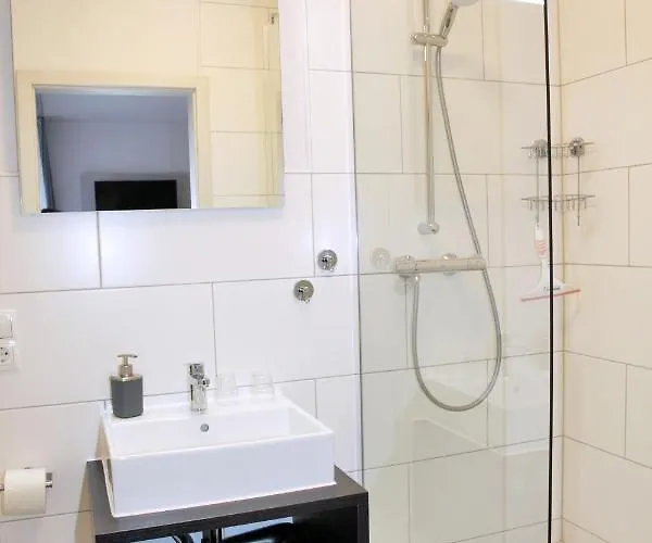 Hotel Pension Norddeich 招待所 4*