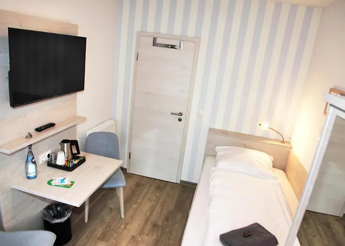 Hotel Pension Norddeich 4*