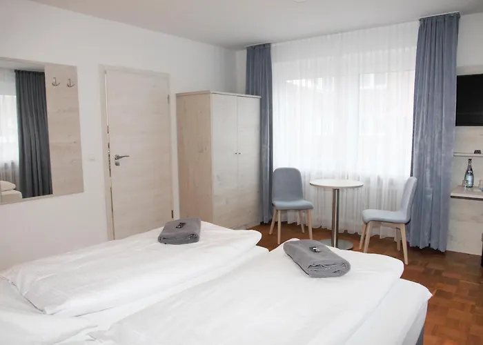Hotel Pension Norddeich 招待所 4*