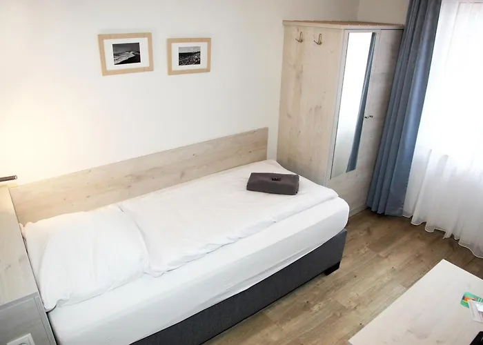 Hotel Pension Norddeich 诺德代希